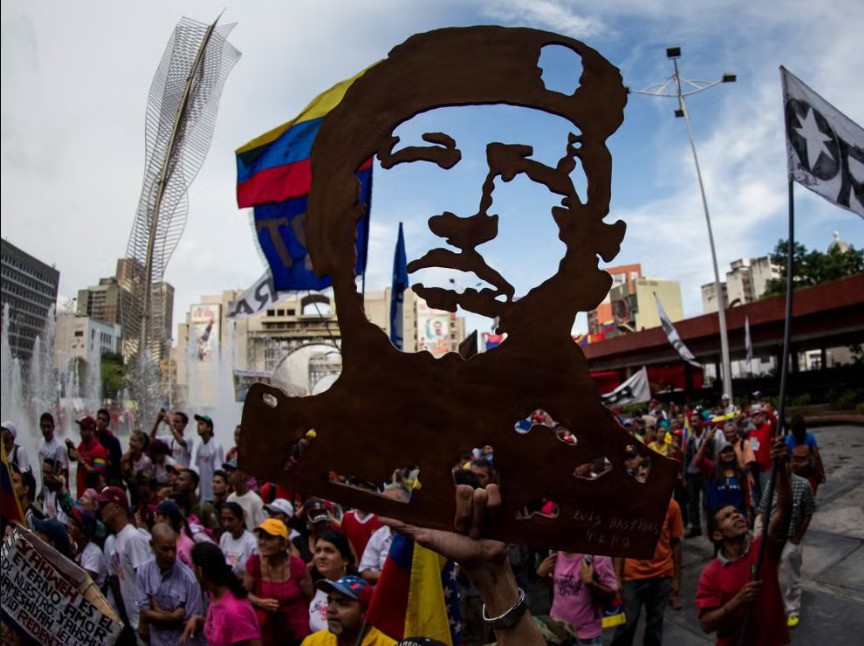 Nuevo Periódico Nacional – Venezuela Socialista, Liberación del Sur Global en opinión de Carlos Martínez